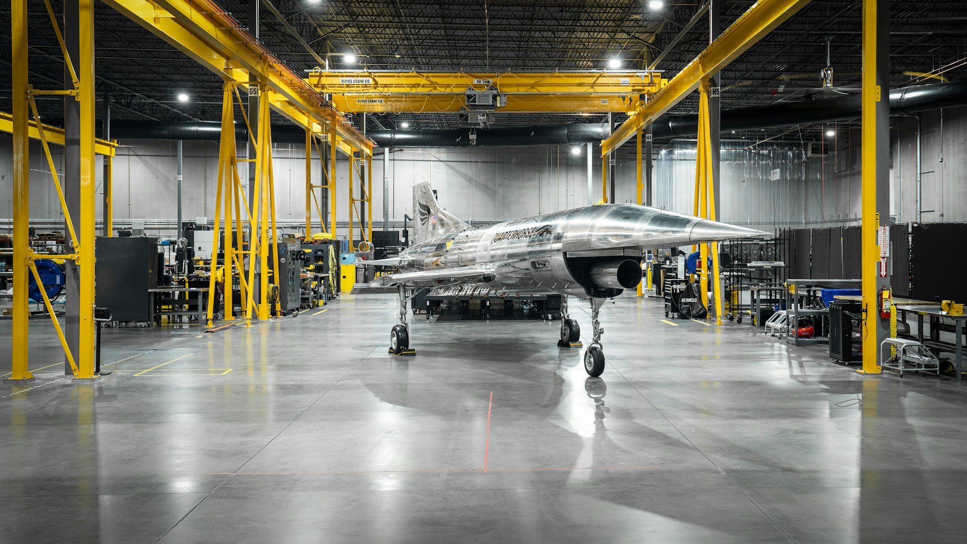 Privatjet im Hangar – professionelle Flugzeugaufbereitung
